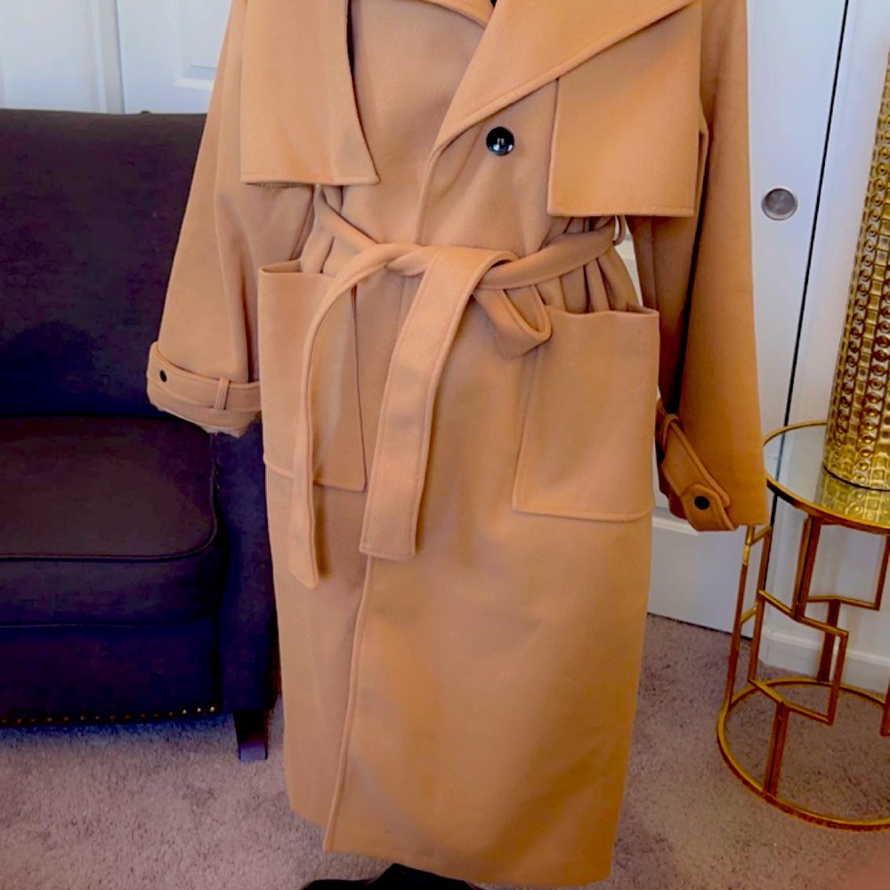 Layered coat - Picture 3 of 10